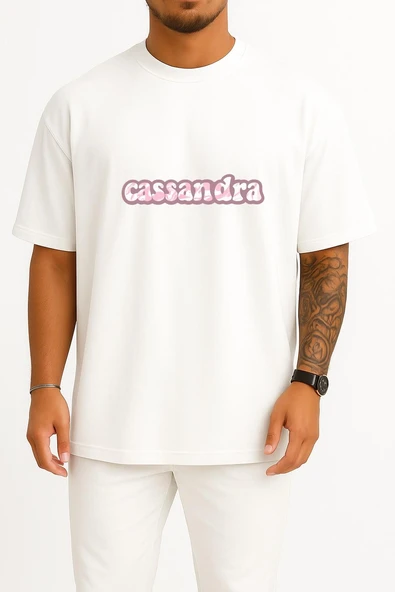 Oversize Cassandra Yabancı Dizisi Göğüs Baskılı Unisex T-Shirt - Resim 10