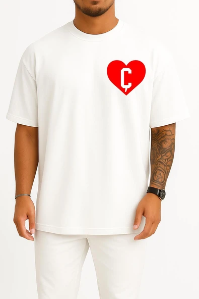Oversize Kalp İçinde Ç Harfi Cep Tasarımlı Unisex T-Shirt ürün görseli