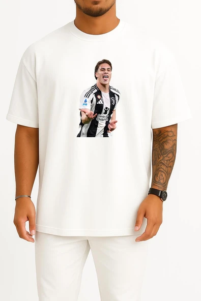 Oversize Kenan Yıldız Göğüs Tasarımlı Unisex T-Shirt - Resim 3