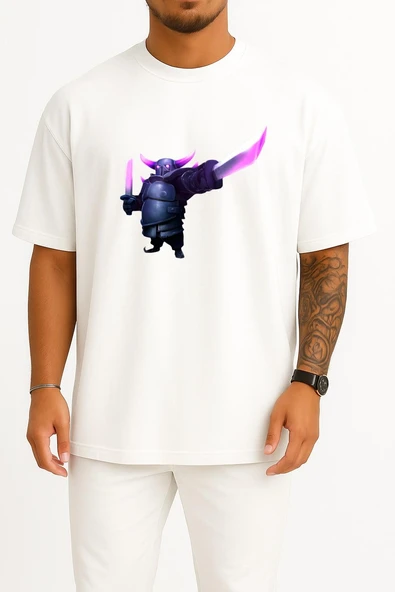 Oversize Pekka Clash Of Clans Göğüs Tasarımlı Unisex T-Shirt ürün görseli