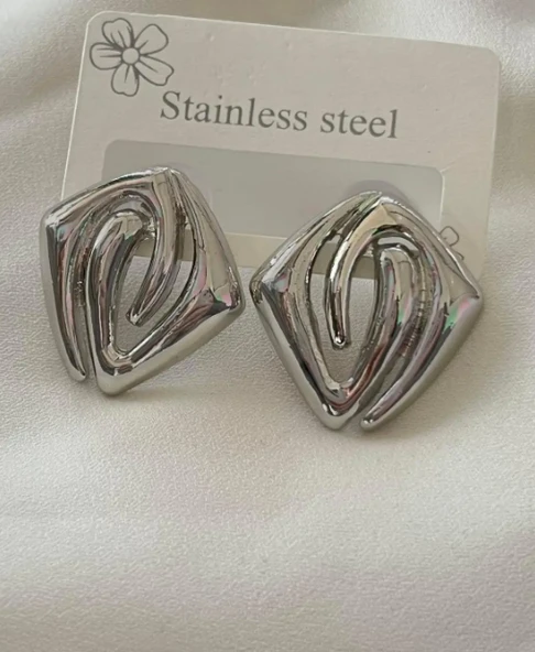 Gümüş Renk Çelik Küpe (Çift) ürün görseli 1