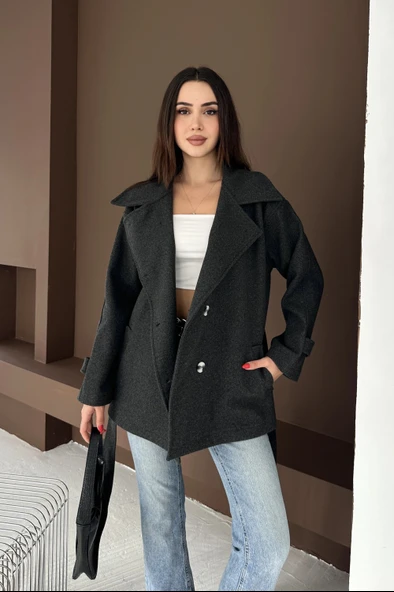 Belden Bağlamalı Düğmeli Kısa Kaşe Kaban - Resim 2