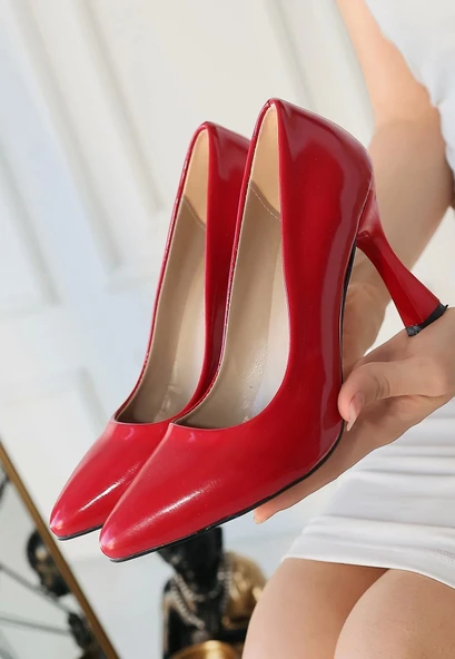 Ulba Kırmızı Rugan Stiletto Ayakkabı ürün görseli 1
