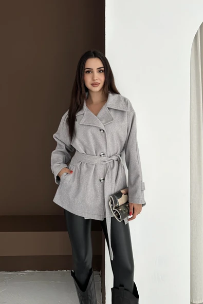 Belden Bağlamalı Düğmeli Kısa Kaşe Kaban - Resim 4