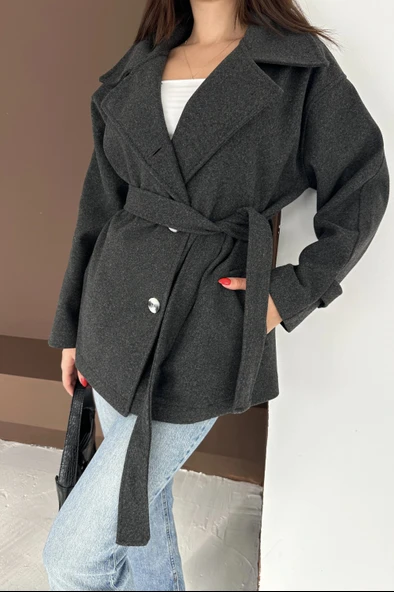 Belden Bağlamalı Düğmeli Kısa Kaşe Kaban - Resim 7