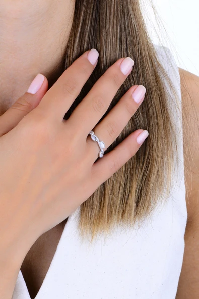 Gümüş rodyumlu zirkon taşlı sedef görünümlü sarmaşık modeli tamtur yüzük - Resim 4