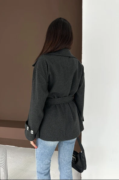 Belden Bağlamalı Düğmeli Kısa Kaşe Kaban - Resim 8