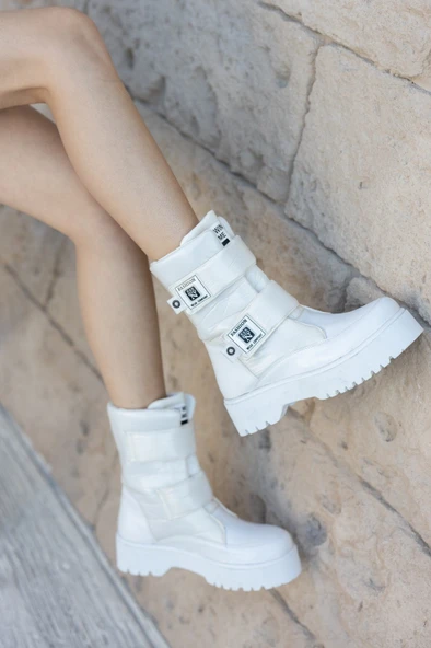 Pabucmarketi Beyaz Rugan Kadın Kar Botu - Resim 6
