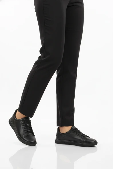 Aspor Siyah Bağcıklı Erkek Spor Ayakkabı ürün görseli 1