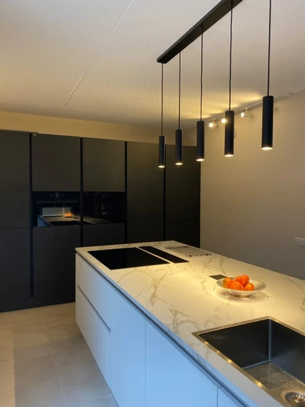 Rsylight Masa Üstü 5 Li Led Avize Siyah Led Spot Bar Ve Tezgah Üstü Led Avize Panasonıc Günışığı Ampullü ürün görseli