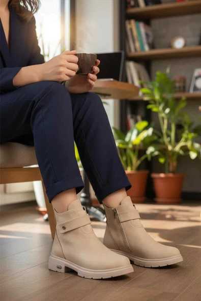 Pierre Cardin Bej Nubuk Kürklü Kadın Topuklu Bot - Resim 3