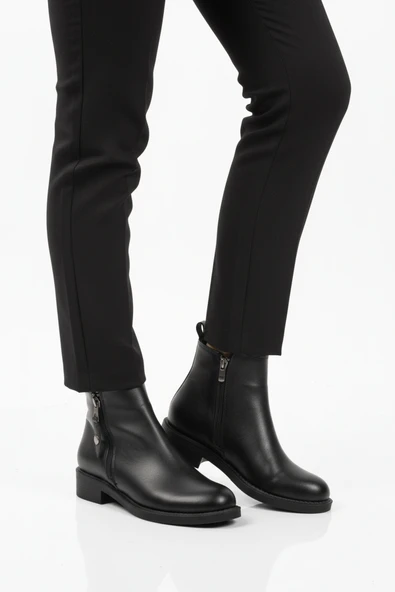 Aspor Siyah Polarlı Kadın Topuklu Bot ürün görseli