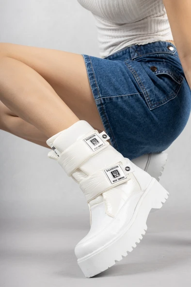 Pabucmarketi Beyaz Rugan Kadın Kar Botu - Resim 4