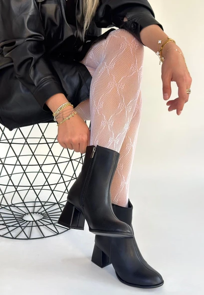 Pabucmarketi Siyah Fermuarlı Kadın Topuklu Bot ürün görseli