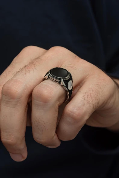 Harfli Siyah Oniks Taşlı Kişiye Özel 925 Erkek Gümüş Yüzük - Resim 5