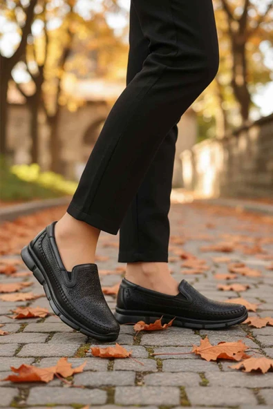 Aspor Siyah Hakiki Deri Ortopedik Kadın Casual Ayakkabı - Resim 3