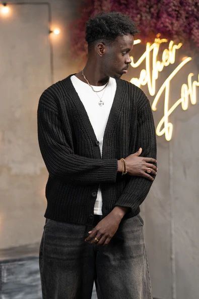 Oversize Crop Model V Yaka Düğme Kapamalı Örgü Hırka - Resim 12