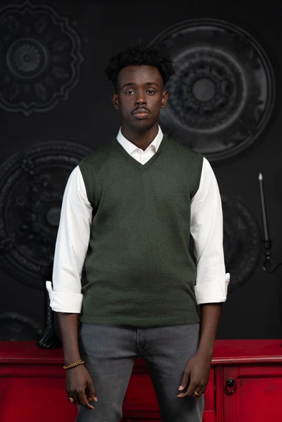 V Yaka Regular Fit Yünlü Kolsuz Triko Süveter - Resim 6