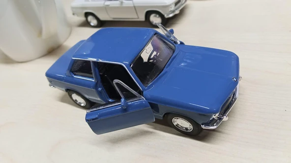 Oyuncak Metal Model Araba 1/36 Çek Bırak BMW 2002 Ti Turkuaz ürün görseli 1