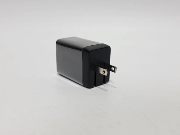 Sharp GaN Usb A ve Usb C Şarj Adaptörü 45W - Resim 7