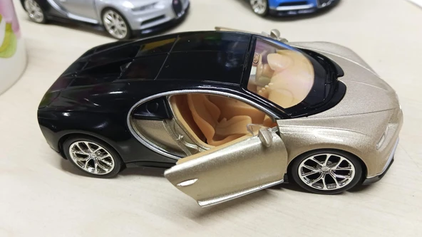 Oyuncak Metal Model Araba 1/36 Çek Bırak Bugatti Chiron Gold - Resim 2