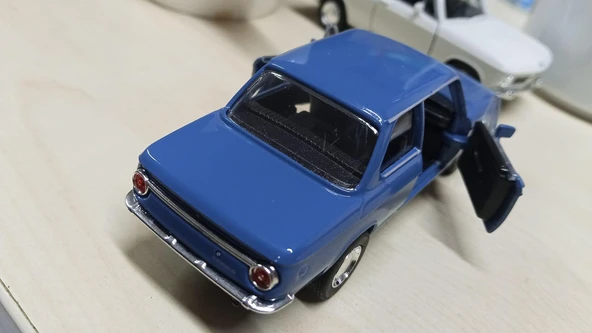 Oyuncak Metal Model Araba 1/36 Çek Bırak BMW 2002 Ti Turkuaz - Resim 5
