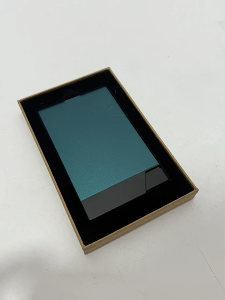 Volkit Rfid Korumalı Metal Kartlık Cüzdan (Yeşil-Siyah) - Resim 2