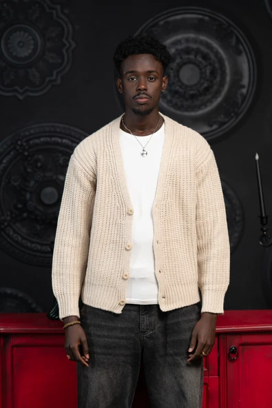 Oversize Crop Model V Yaka Düğme Kapamalı Örgü Hırka - Resim 8