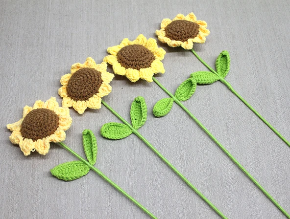 El Örgüsü Ay Çiçeği ürün görseli