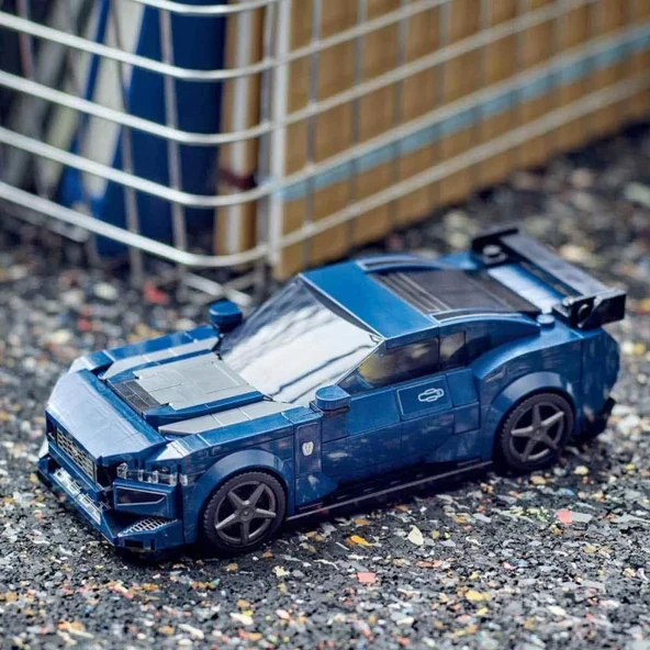 LEGO Speed Champions Ford Mustang Dark Horse Spor Araba 76920 - Resim 3