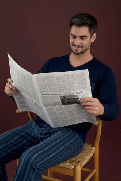 Erkek V Yaka Düğmesiz Göğüs Cepli Yumuşak Termal Bilek Manşetli Kışlık Uzun Kol Cepli Pijama Takımı - Resim 4