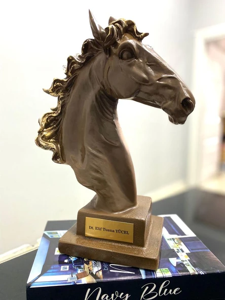 Kişiye Özel İsim Veya Markanızı Yazılabilir Dekoratif At Kafası Büst Büyük Boy Heykeli Kaideli - Resim 4