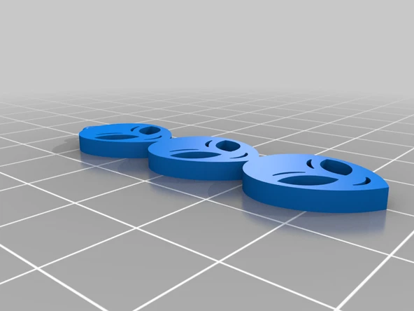Byr Küpe Uzaylı Yüz kolye (Plastik Aparattır!!!) 3D ürün görseli 1
