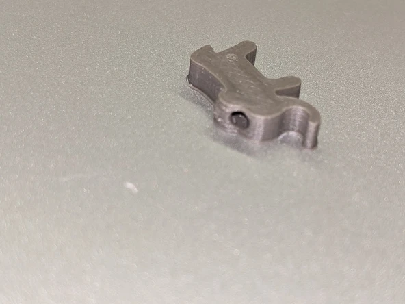 Byr Lucky Fil Charm Kolye (Plastik Aparattır!!!) 3D - Resim 2