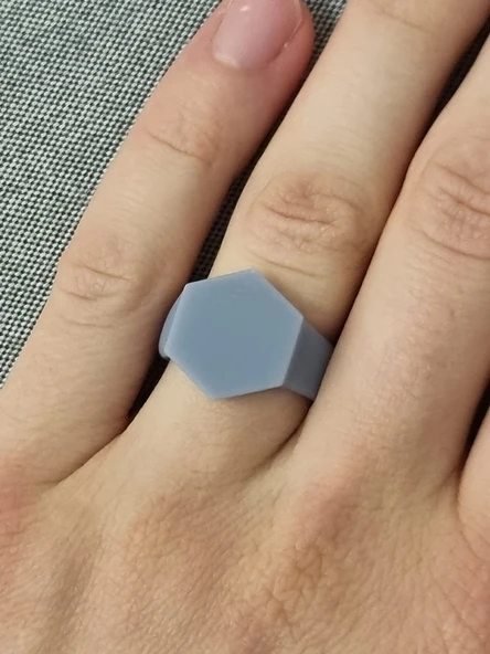 Byr Mühür Yüzük - Minimalist Altıgen (Plastik Aparattır!!!) 3D - Resim 2