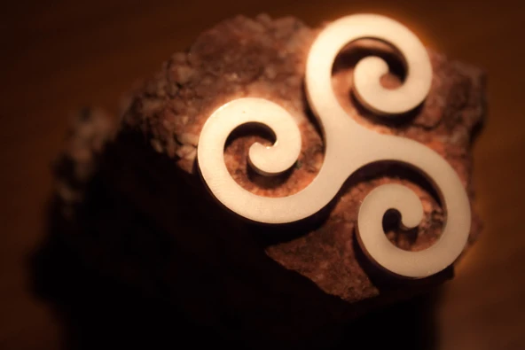 Byr Triskele Kolye (Plastik Aparattır!!!) 3D ürün görseli