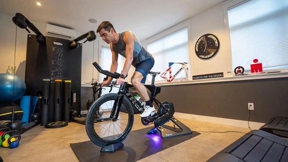 Santini FORZA Indoor Training Kadın Üst 2W956GLLFORZA - Resim 4