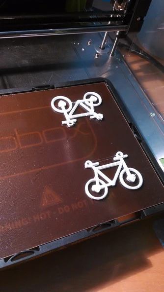 Byr Kalp Bisiklet Kolye (Plastik Aparattır!!!) 3D ürün görseli