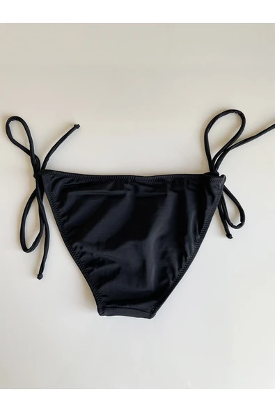 Zi Siyah Kenarları Ince Ip Bağlama Detaylı Bikini Altı - Resim 5