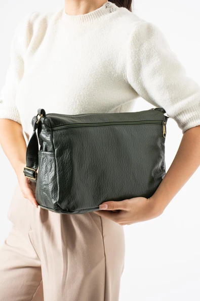 Yıkama Deri Çapraz Askılı Omuz Çantası Poliüretan Deri Haki Model:(571-14-16A) - Resim 2