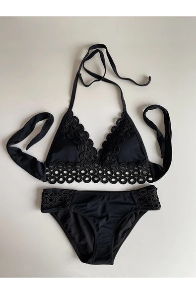 Zi Siyah Dar Kalıp Halka Örgü Detaylı Küçük Üçgen Bikini Takımı - Resim 3