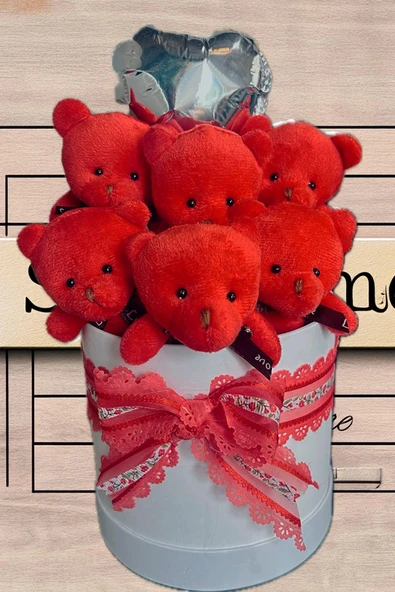 Premium Silindir Hediye Kutusunda, Kalpli Balonlu 6’lı Kırmızı Ayıcık Buketi - Resim 3