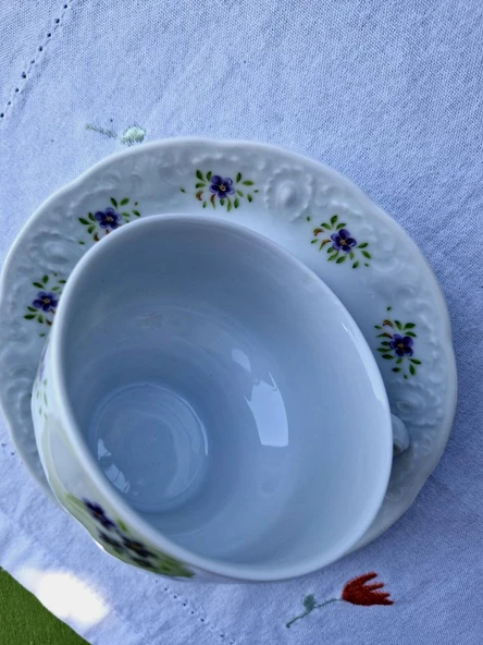 Antika Mitterteich Mor Menekşe Çiçek Desenli Gofreli Alman Porseleni Zarif Duble Kahve Fincanı - Resim 6