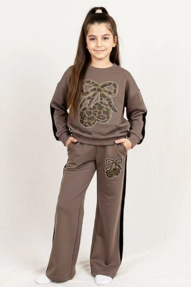 Kız Çocuk Taş İşlemeli Kiraz Ve Fiyonk Desenli-2 İplik-Alt-Üst Takım-5-12 Yaş 12445 ürün görseli 1