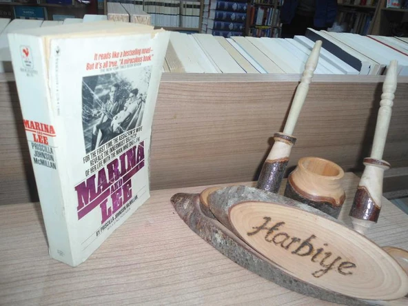 MARINA AND LEE ürün görseli 1