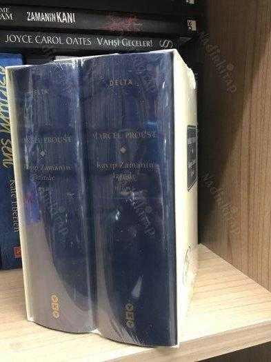 KAYIP ZAMANIN İZİNDE - 2 CİLT TAKIM / DELTA SERİSİ ÖZEL BASKI - CİLTLİ ürün görseli 1