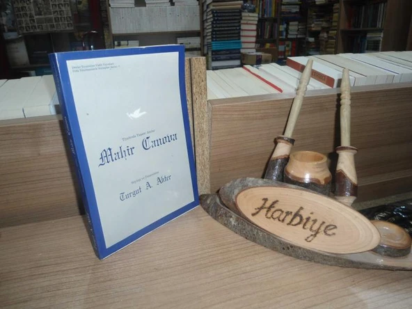 TİYATRODA YAŞAM ANILAR - MAHİR CANOVA ürün görseli 1