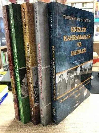 TÜRK SİYASAL HAYATINDA KRİZLER KAHRAMANLAR VE HAİNLER - İLK 5 CİLT ürün görseli