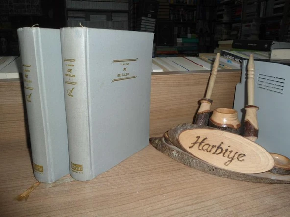 SEFİLLER - 2 CİLT TAKIM / CİLTLİ ürün görseli