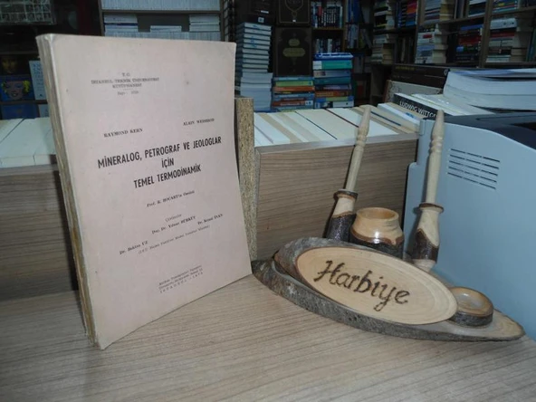 MİNERALOG, PETROGRAF VE JEOLOGLAR İÇİN TEMEL TERMODİNAMİK ürün görseli